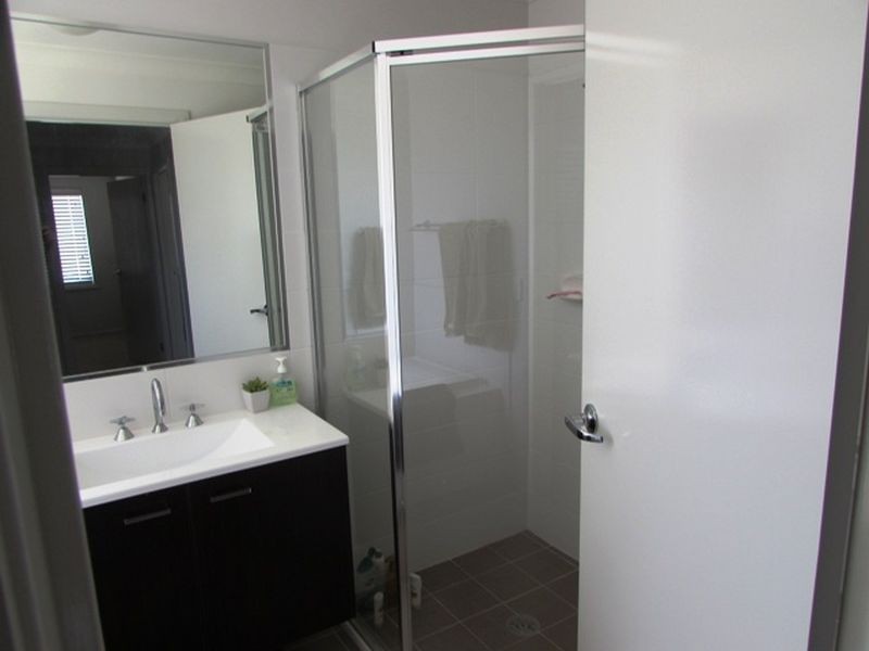 15 Bandara Circuit, Spring Farm NSW 2570