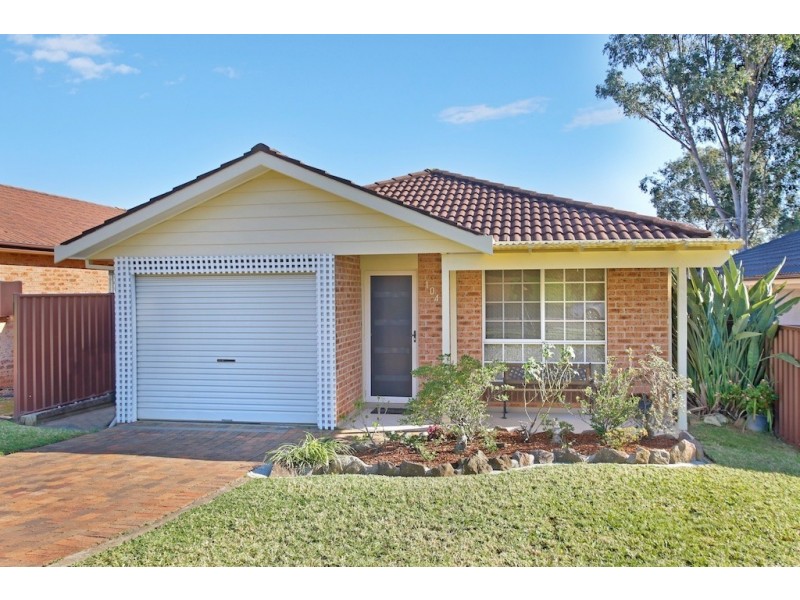 10A Falstaff Place, Rosemeadow NSW 2560