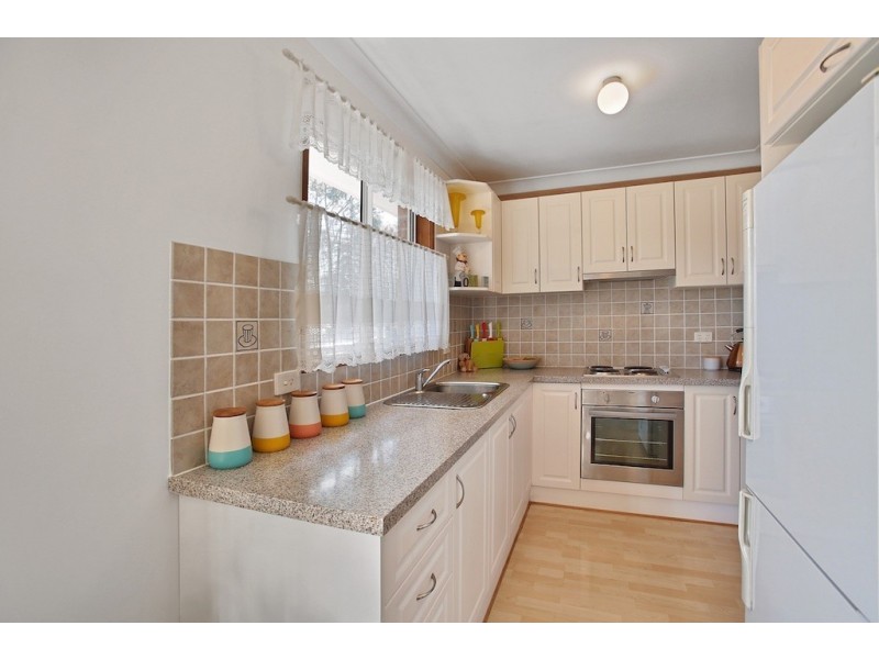 10A Falstaff Place, Rosemeadow NSW 2560