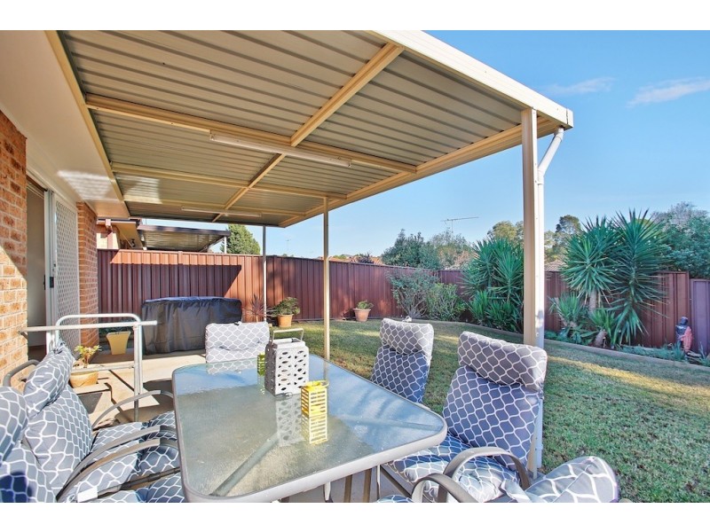 10A Falstaff Place, Rosemeadow NSW 2560