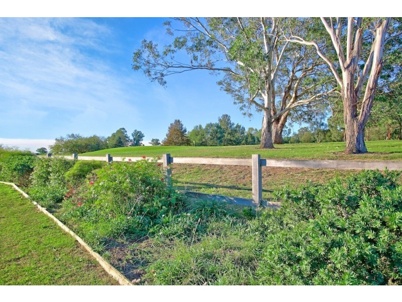 8 Preston Avenue, Elderslie NSW 2570