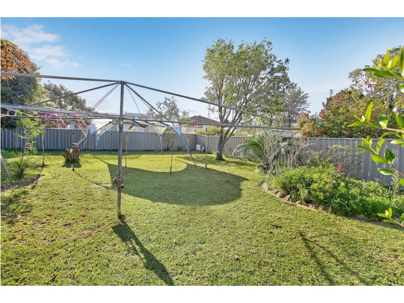 22 Bocking Avenue, Bradbury NSW 2560