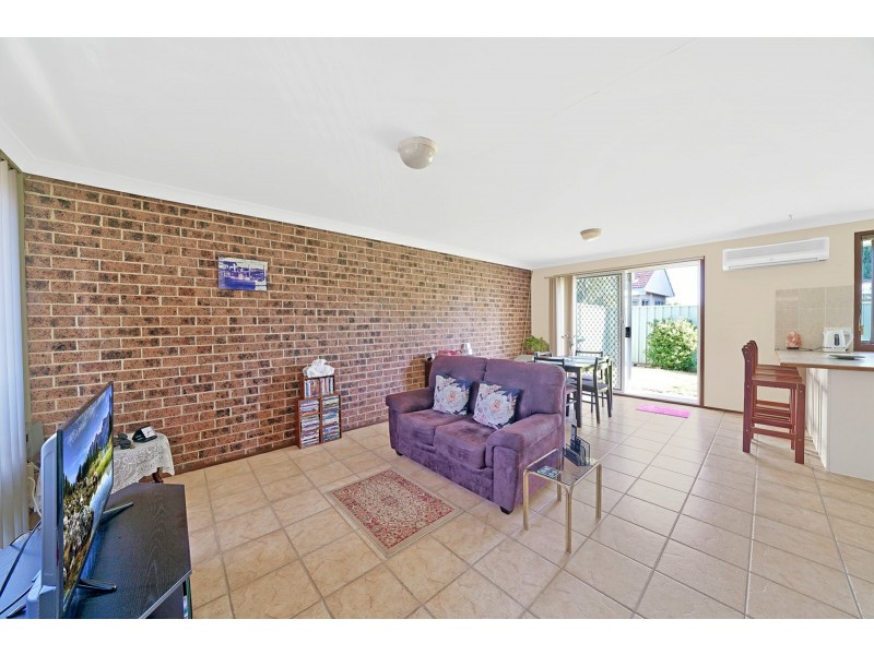 Unit 2/63 Kingsclare Road, Leumeah NSW 2560