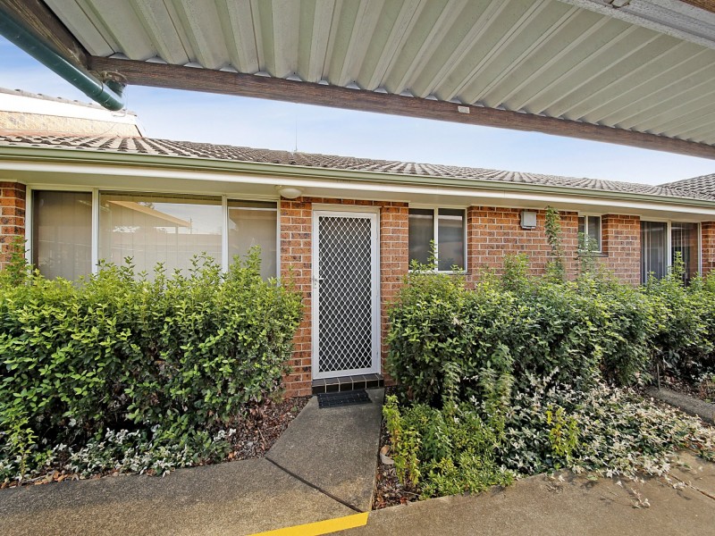 Unit 2/63 Kingsclare Road, Leumeah NSW 2560