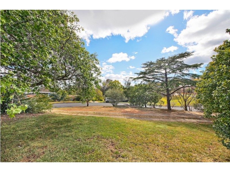 1 Alliott Street, Bradbury NSW 2560