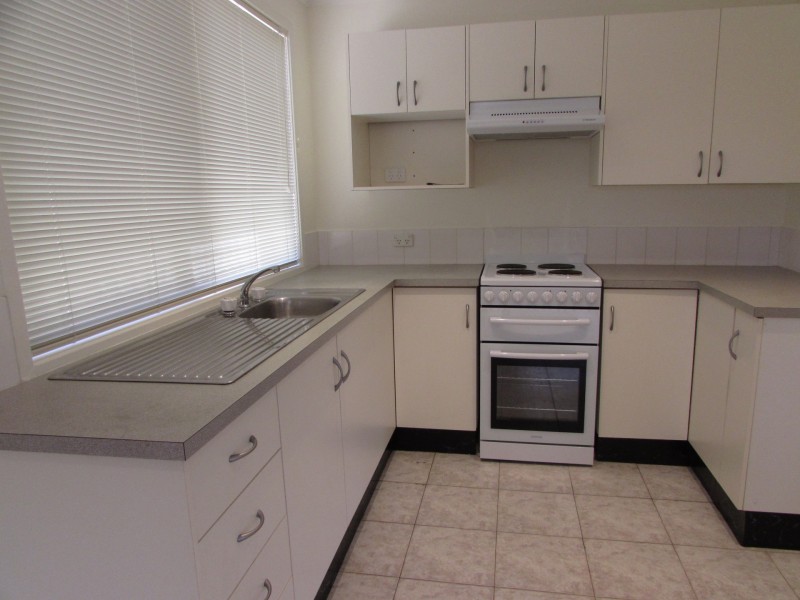 1 Cowan Place, St Helens Park NSW 2560
