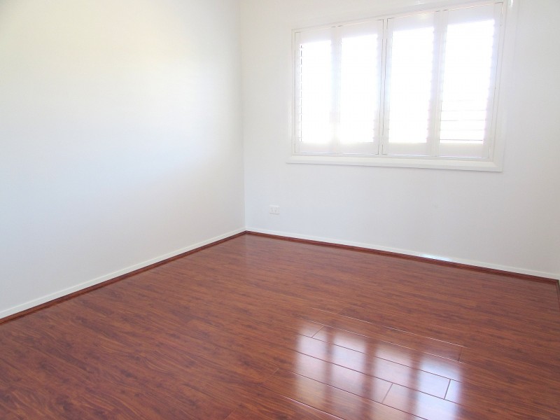 5 Lunar Place, Campbelltown NSW 2560