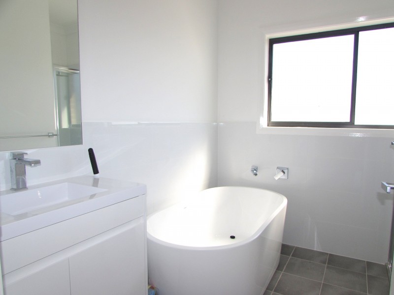5 Lunar Place, Campbelltown NSW 2560