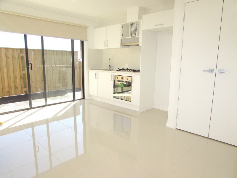 5a Lunar Place, Campbelltown NSW 2560