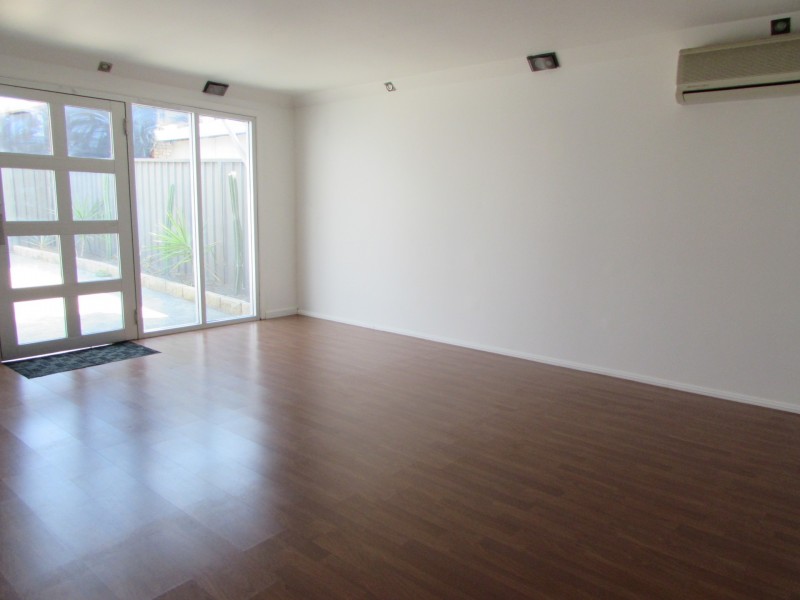 10 Whale Place, Woodbine NSW 2560