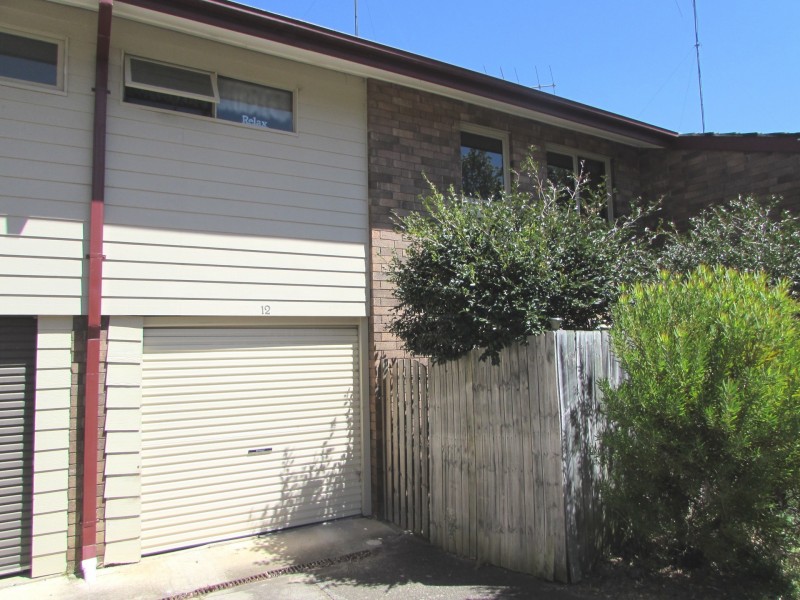 12/72 Campbellfield Ave, Bradbury NSW 2560