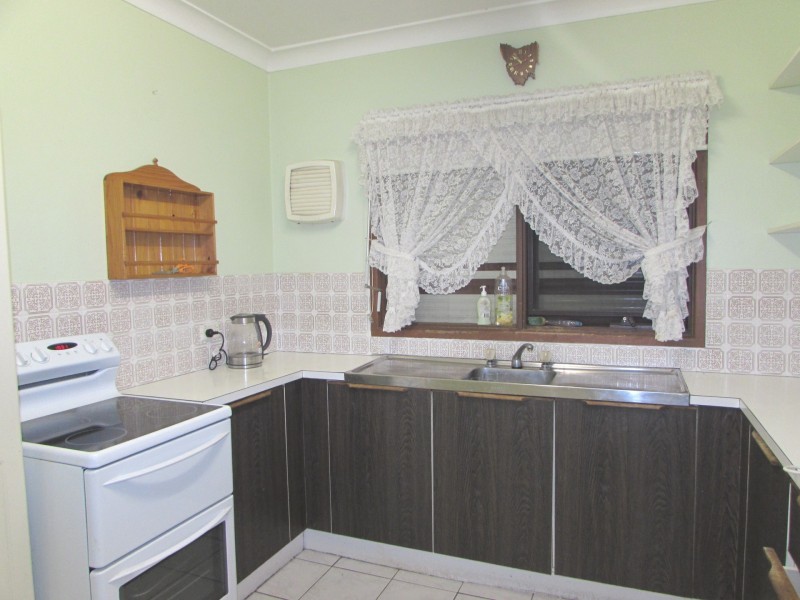 12/72 Campbellfield Ave, Bradbury NSW 2560