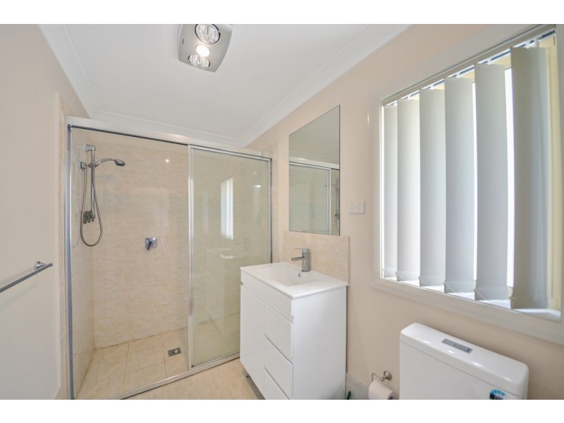 32 Wheatley Drive, Airds NSW 2560