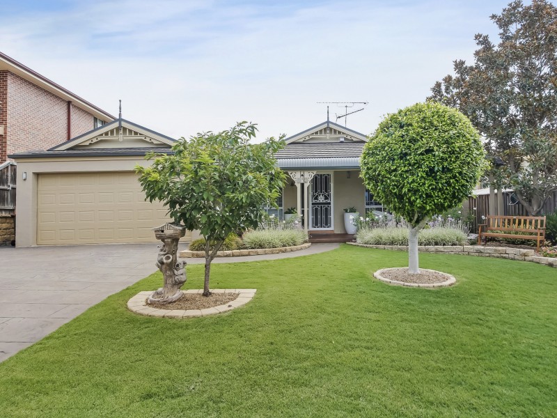 14 Persoonia Close, Mount Annan NSW 2567