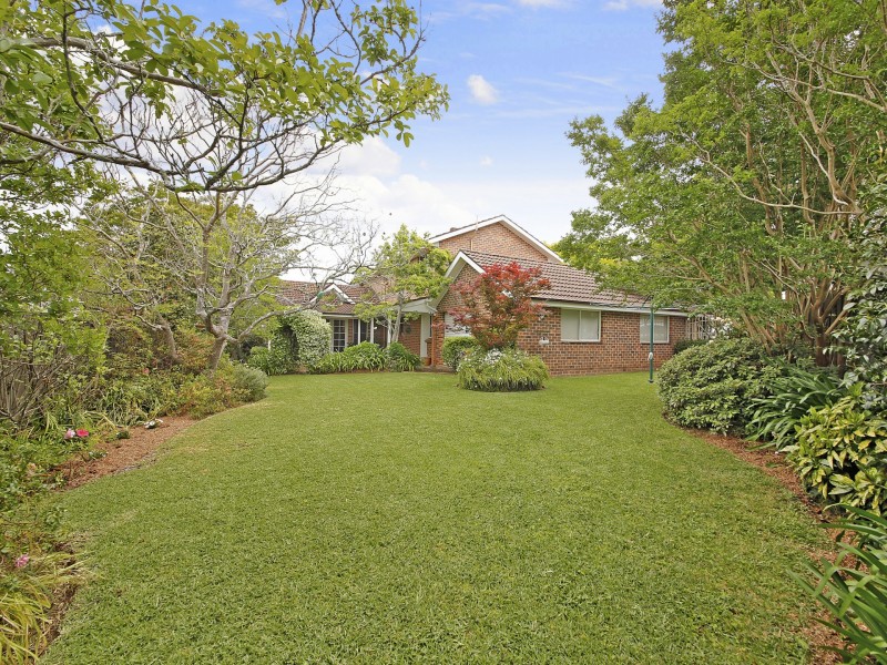 9 Perrumba Place, Bradbury NSW 2560