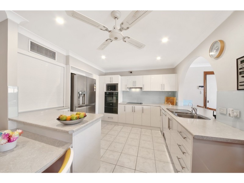 11 Carter Crescent, Padstow Heights NSW 2211