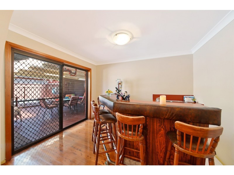 11 Carter Crescent, Padstow Heights NSW 2211