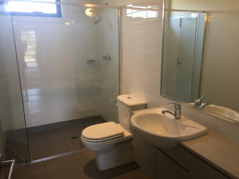34 Parkside Crescent, Campbelltown NSW 2560