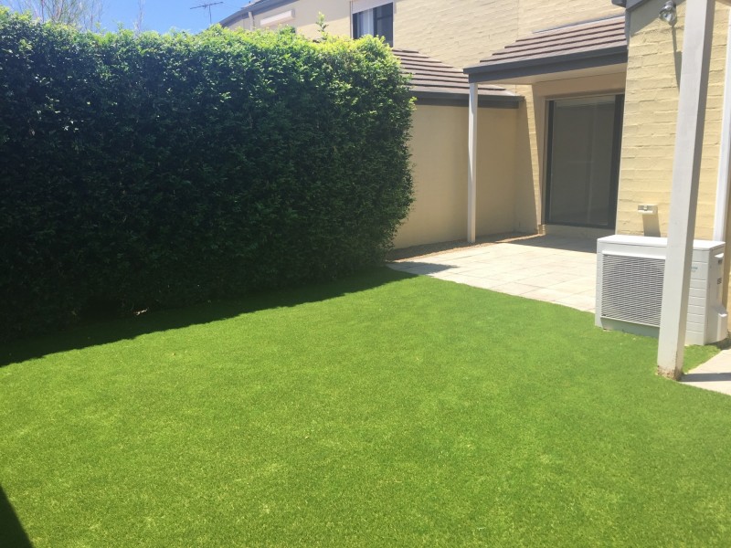 34 Parkside Crescent, Campbelltown NSW 2560