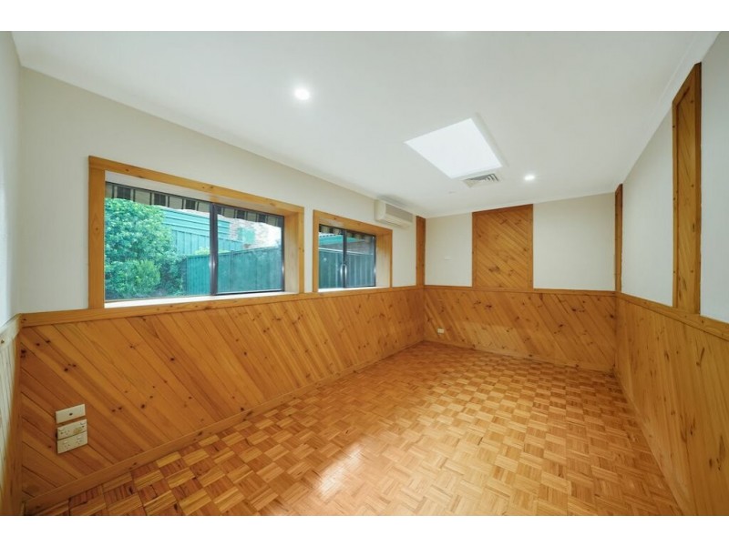 35 Ballantrae Drive, St Andrews NSW 2566