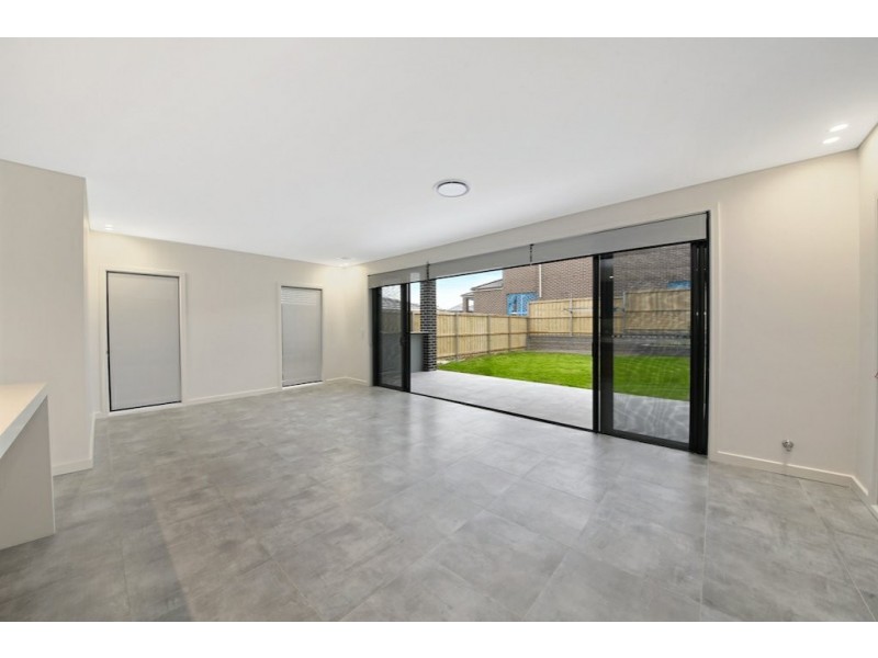 2 Galileo Street, Campbelltown NSW 2560