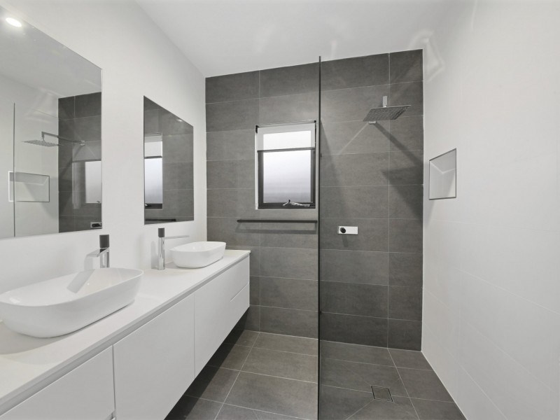 2 Galileo Street, Campbelltown NSW 2560
