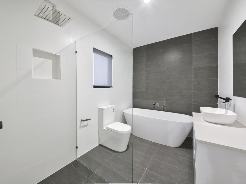 2 Galileo Street, Campbelltown NSW 2560