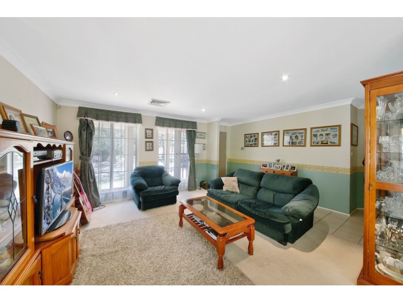 2 Blaxcell Place, Harrington Park NSW 2567
