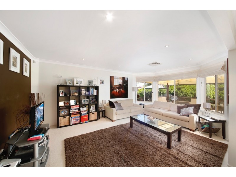 2 Blaxcell Place, Harrington Park NSW 2567