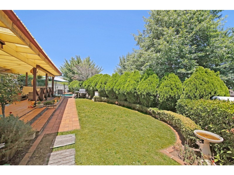 2 Blaxcell Place, Harrington Park NSW 2567