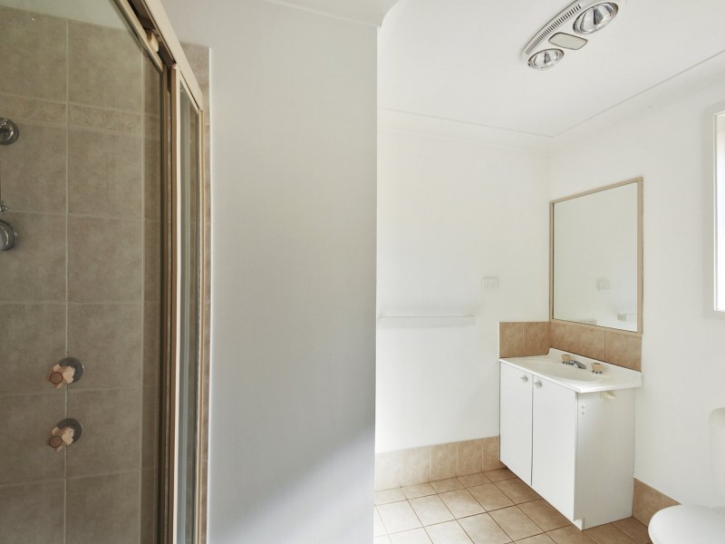 20 Lysander Avenue, Rosemeadow NSW 2560