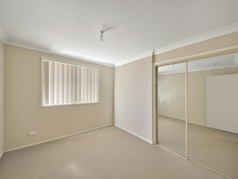 20 Lysander Avenue, Rosemeadow NSW 2560
