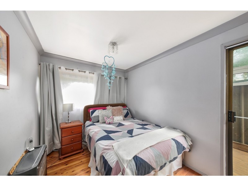 28 Pinaroo Crescent, Bradbury NSW 2560