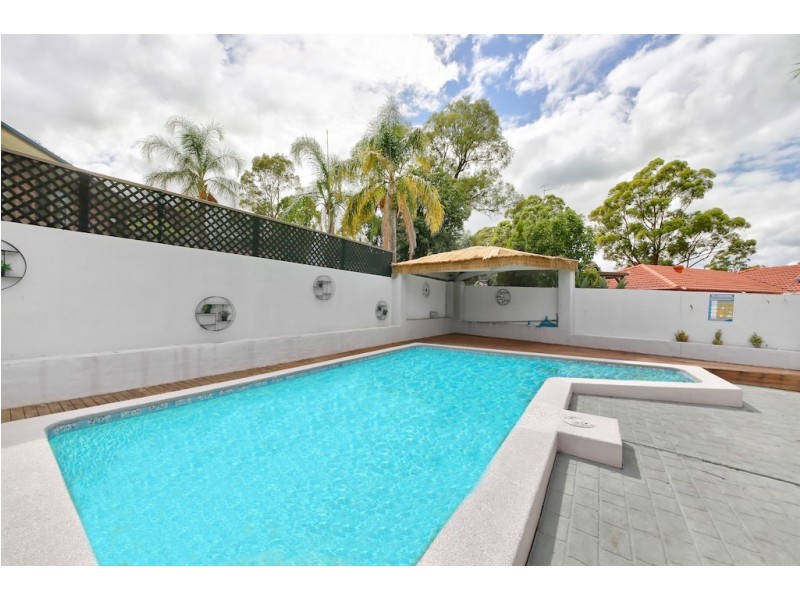 28 Pinaroo Crescent, Bradbury NSW 2560