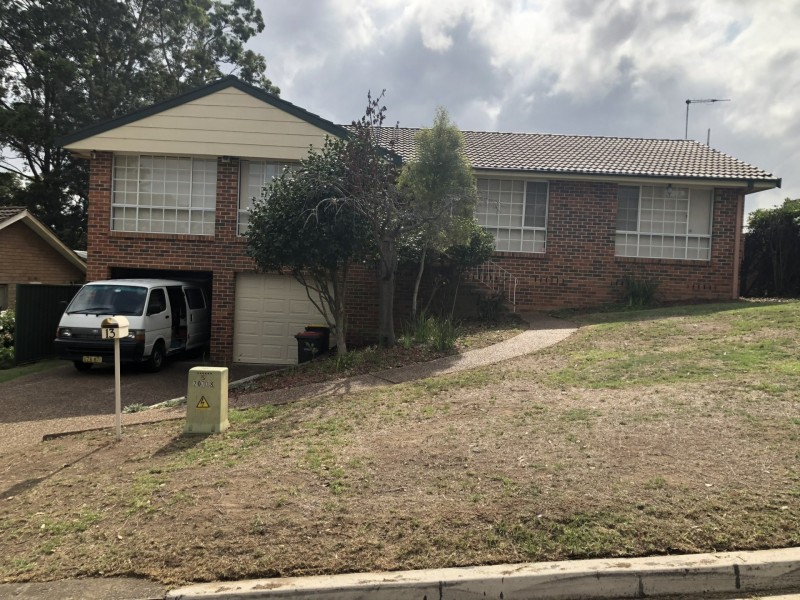 13 Tandara Avenue, Bradbury NSW 2560