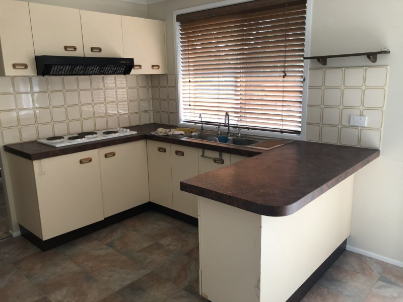 13 Tandara Avenue, Bradbury NSW 2560