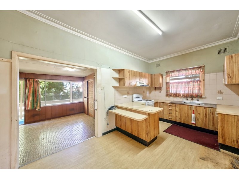 18 Old Hume Highway, Camden NSW 2570