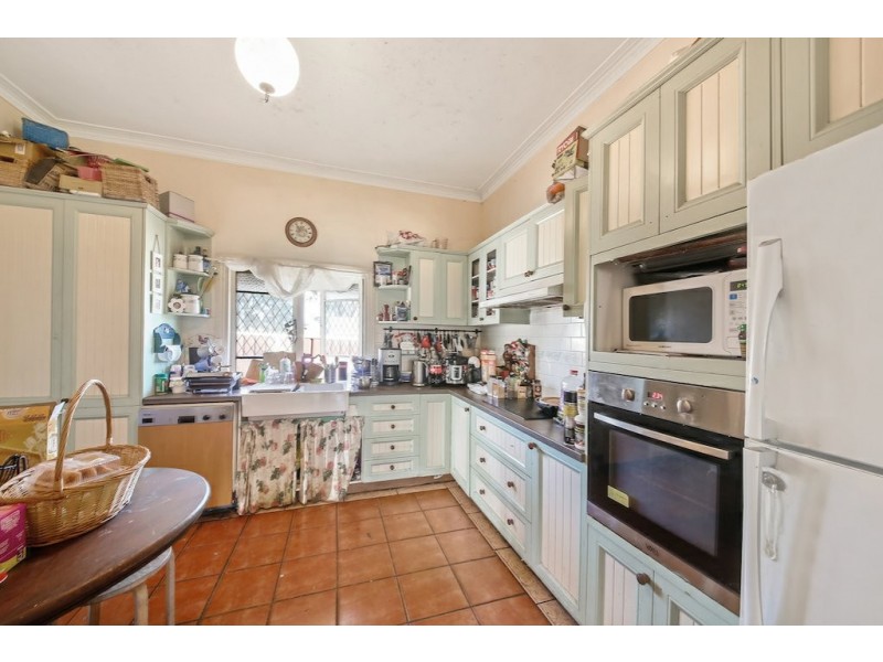 39 Trafalgar Street, Glenfield NSW 2167