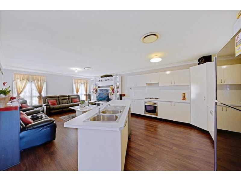 13 Oatley Circuit, Harrington Park NSW 2567