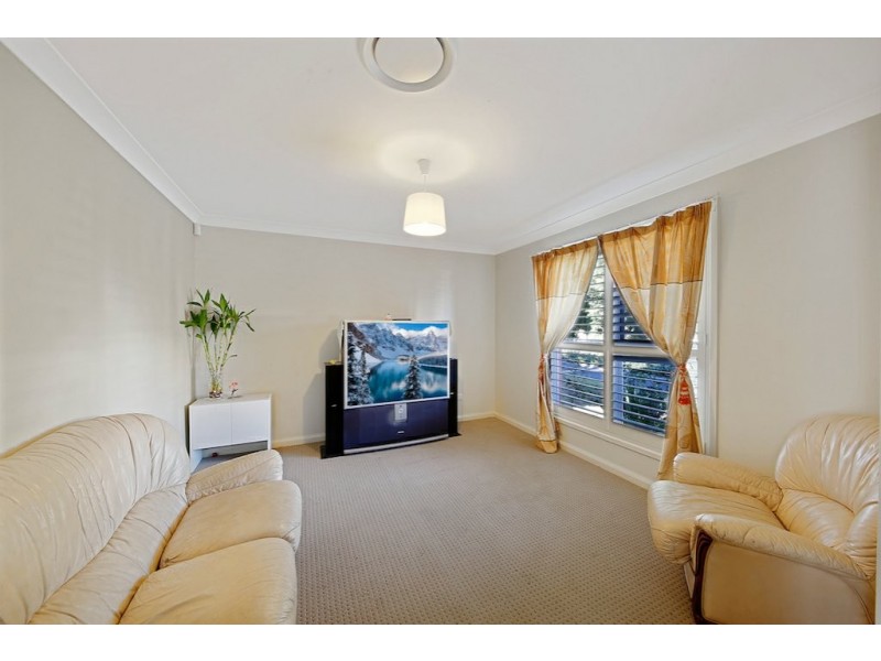 13 Oatley Circuit, Harrington Park NSW 2567