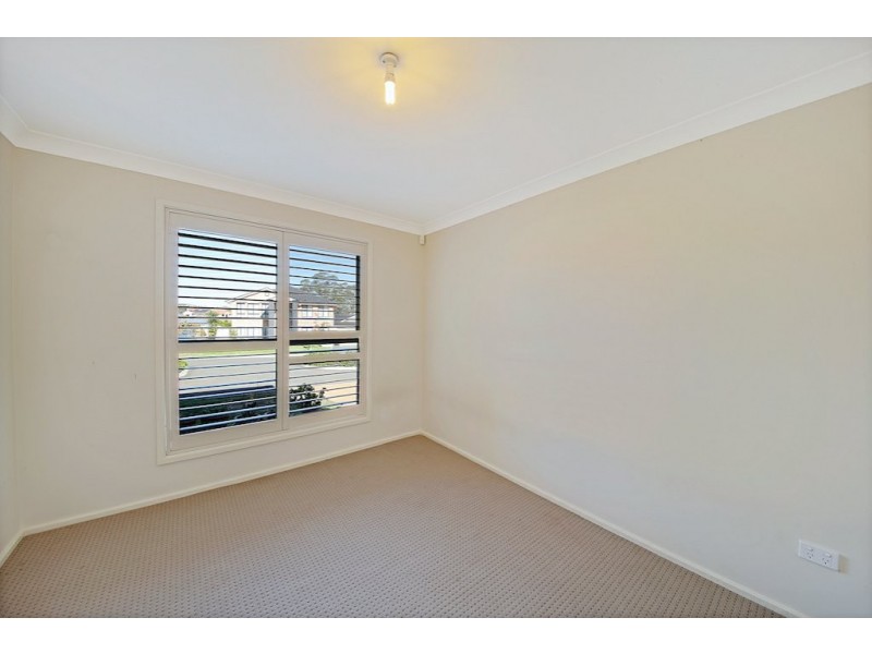 13 Oatley Circuit, Harrington Park NSW 2567