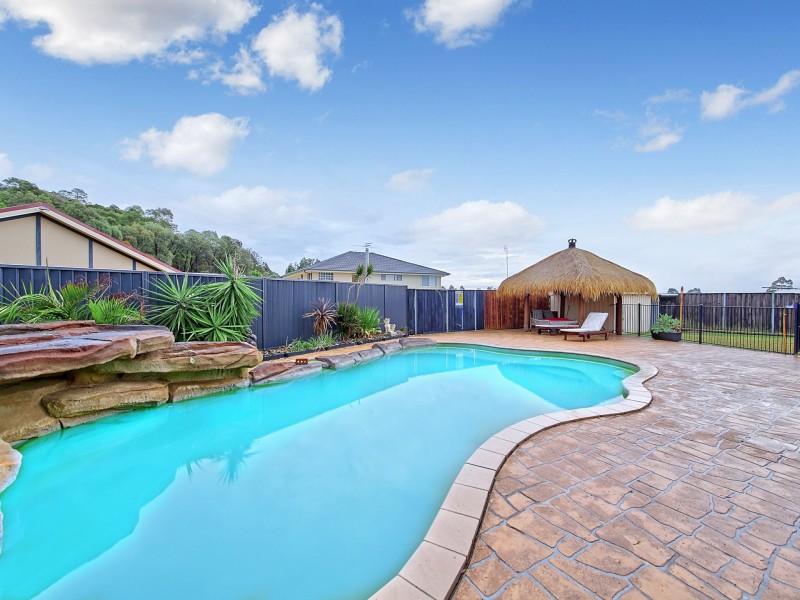 16 Persoonia Close, Mount Annan NSW 2567