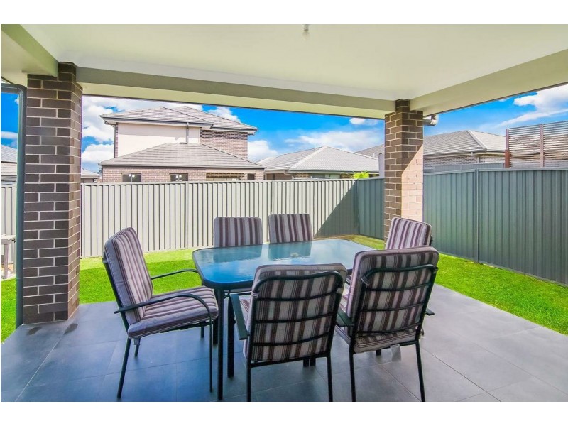 20 Ivory Curl Street, Gregory Hills NSW 2557