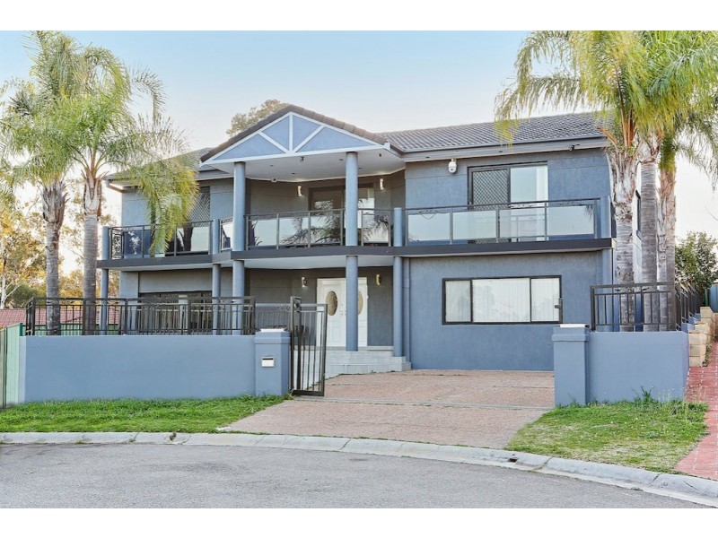 4 Pomo Close, Greenfield Park NSW 2176