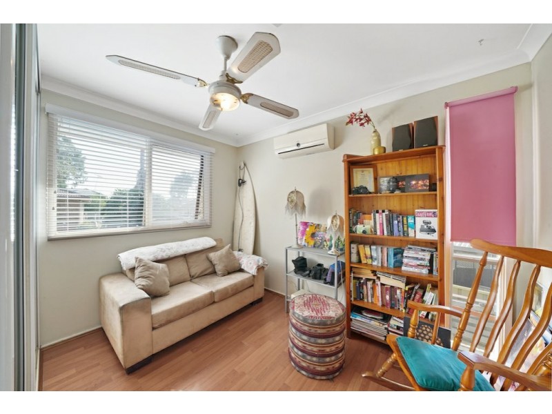6 Yulunga Place, Bradbury NSW 2560