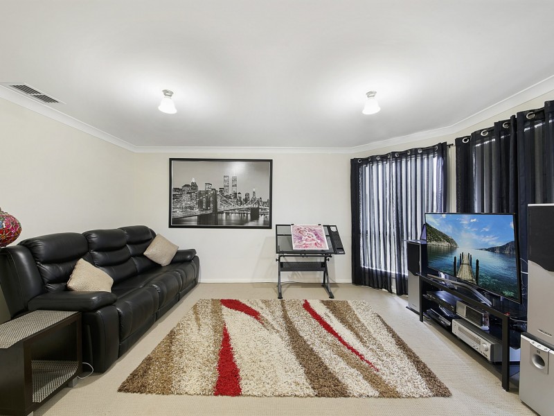 12 Myoporum Avenue, Mount Annan NSW 2567