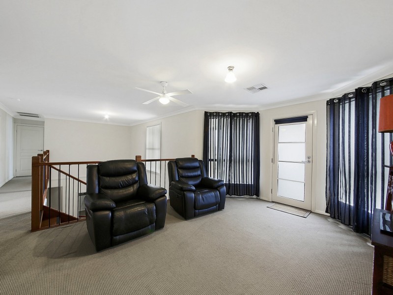 12 Myoporum Avenue, Mount Annan NSW 2567