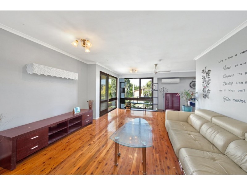 49 The Parkway, Bradbury NSW 2560