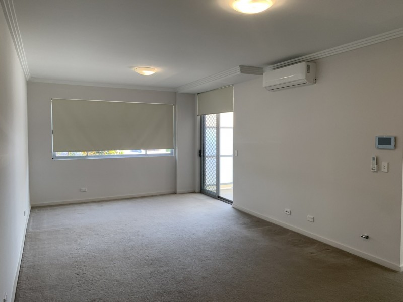 2/12-14 King Street, Campbelltown NSW 2560