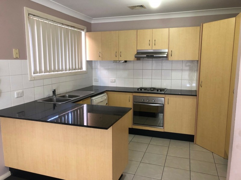 9 Sumba Place, Blairmount NSW 2559